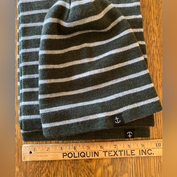 Le31 for men Simons beanie and scarf set never worn - Picture 5 of 7